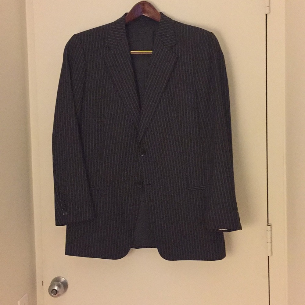 Men’s Armani suit, 42R